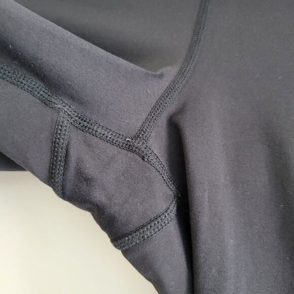 Lululemon Navy Cropped Leggings size 6‎ - Picture 4 of 10